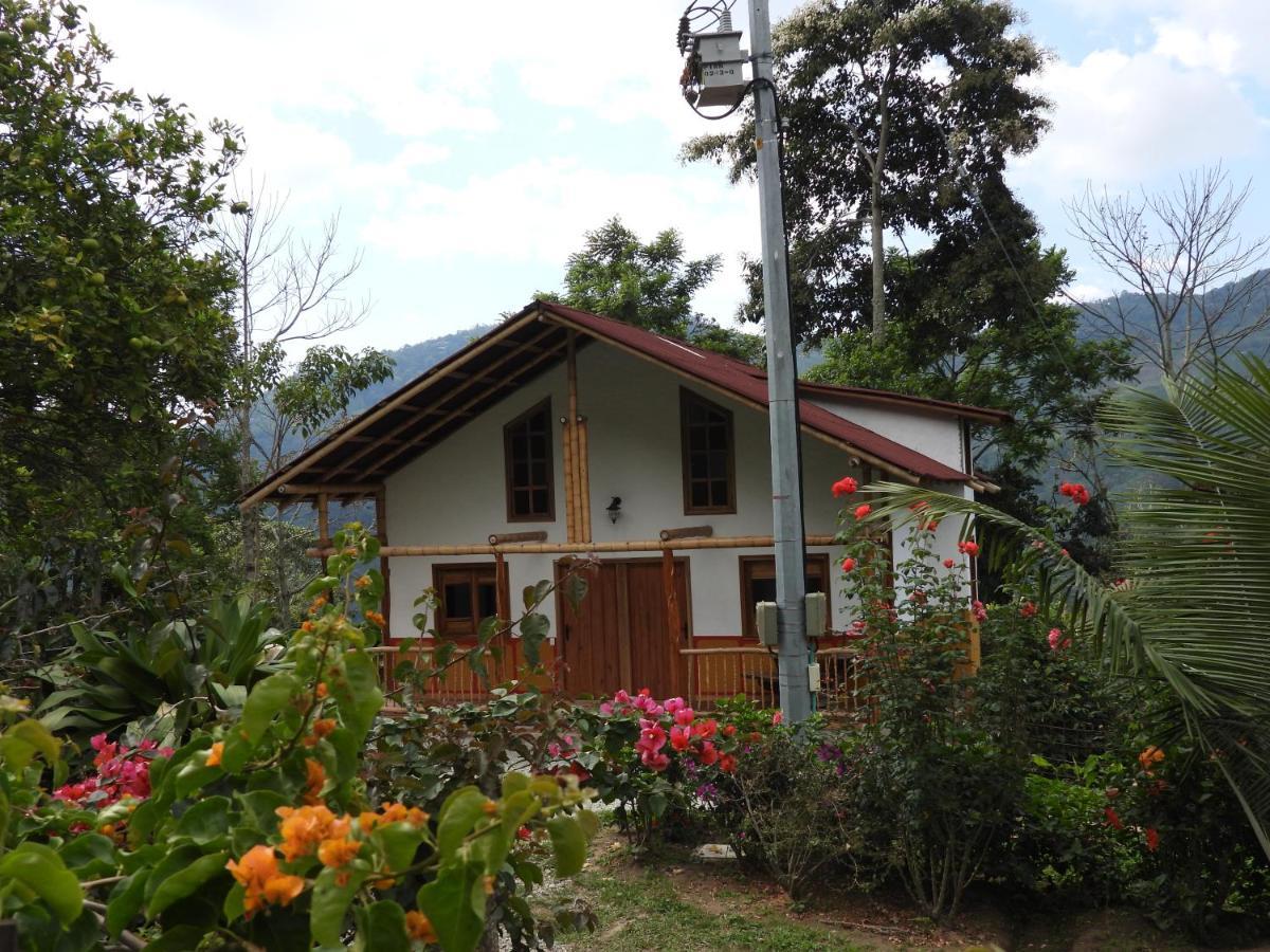 Finca Tradicional El Otono Casa de hóspedes Pijao Exterior foto